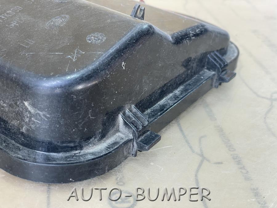 Land Rover Freelander 2 2007- Крышка фары левой 6H5213K060BA, LR001550
